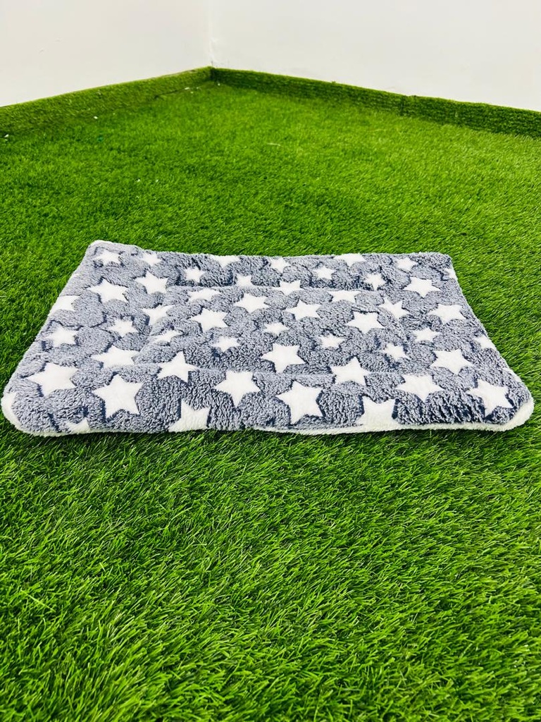 Cama Para Mascotas Color Azul Con Motivo De Estrellas Blancas 40cm X 60cm