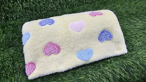 [893] Petsin Manta Amarilla Para Mascotas Con Estampado De Corazon